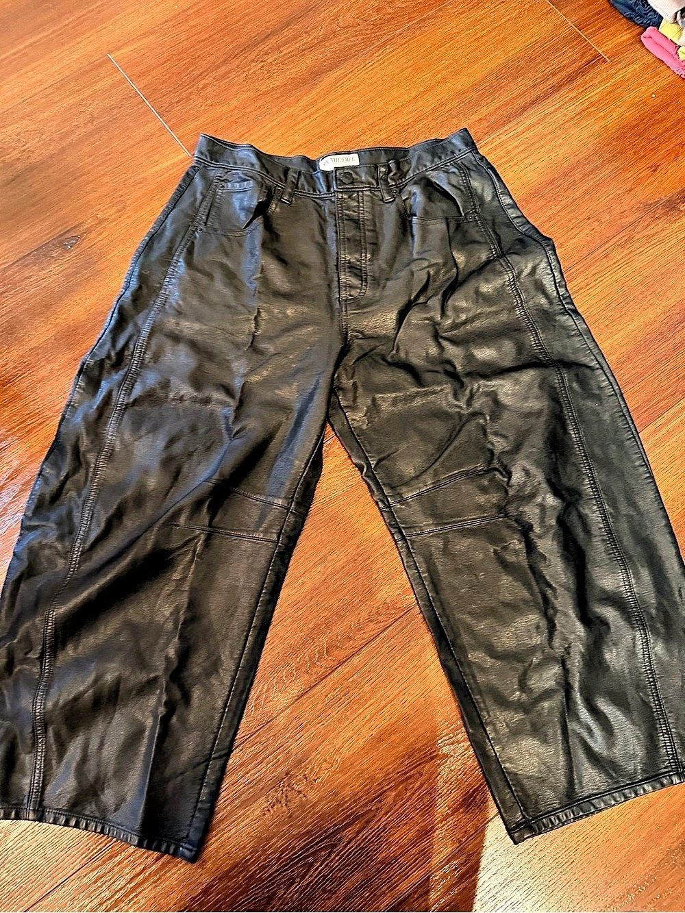 WE THE FREE Black barrel faux leather Pants Waist 30